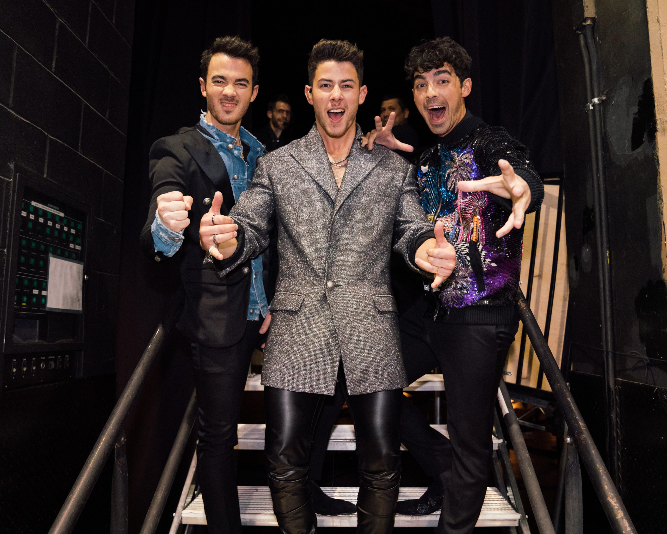 Jonas Brothers winning award
